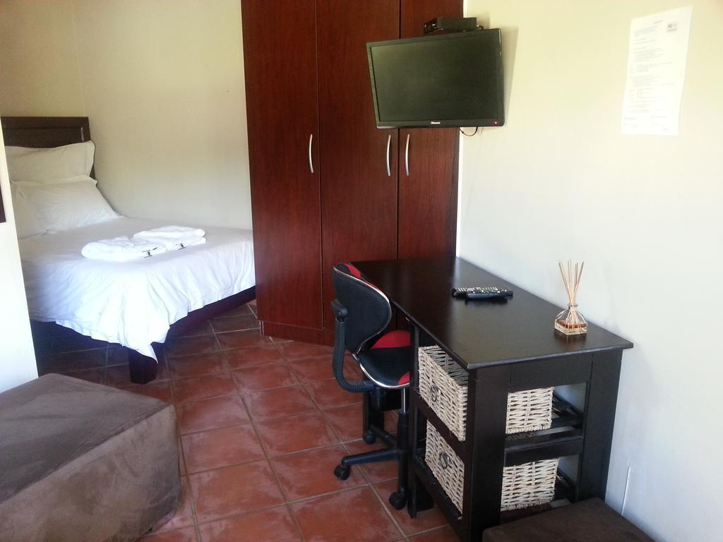 Private Apartments & Biz Stays Pretoria-Noord Oda fotoğraf